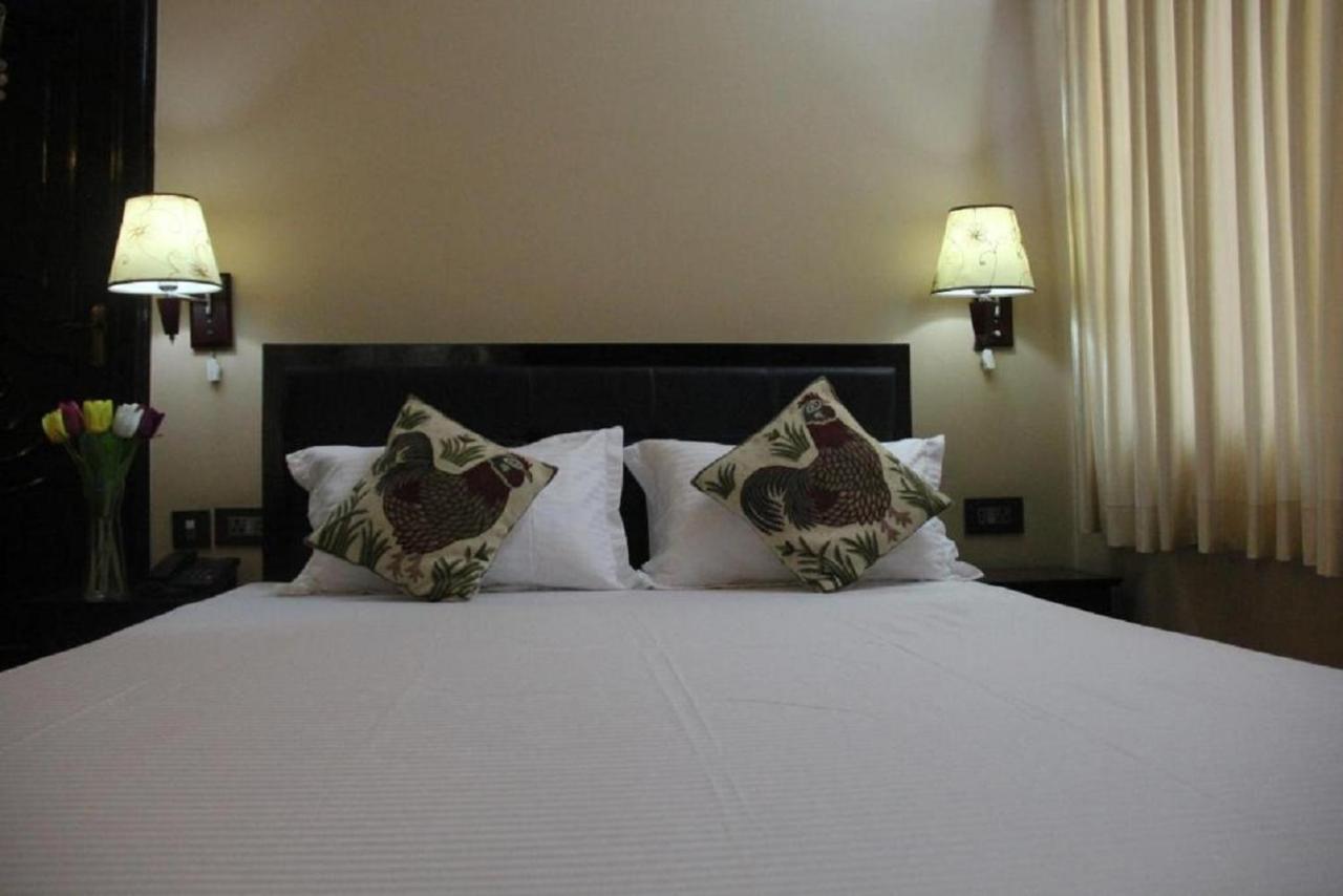 Rinchen Hotel Катманду Экстерьер фото